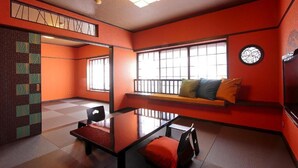 Living area - Goyokan (Izu)