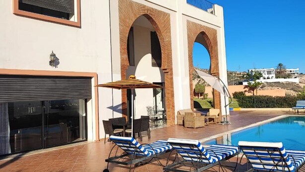 Villa, Mehrere Schlafzimmer, Raucher, eigener Pool | Pool