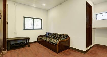 Spacious Comfort Stays Near Candolim Beach
