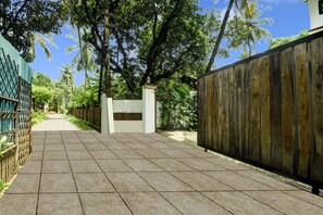 House | Reception - Spacious Comfort Stays Near Candolim Beach (Candolim)