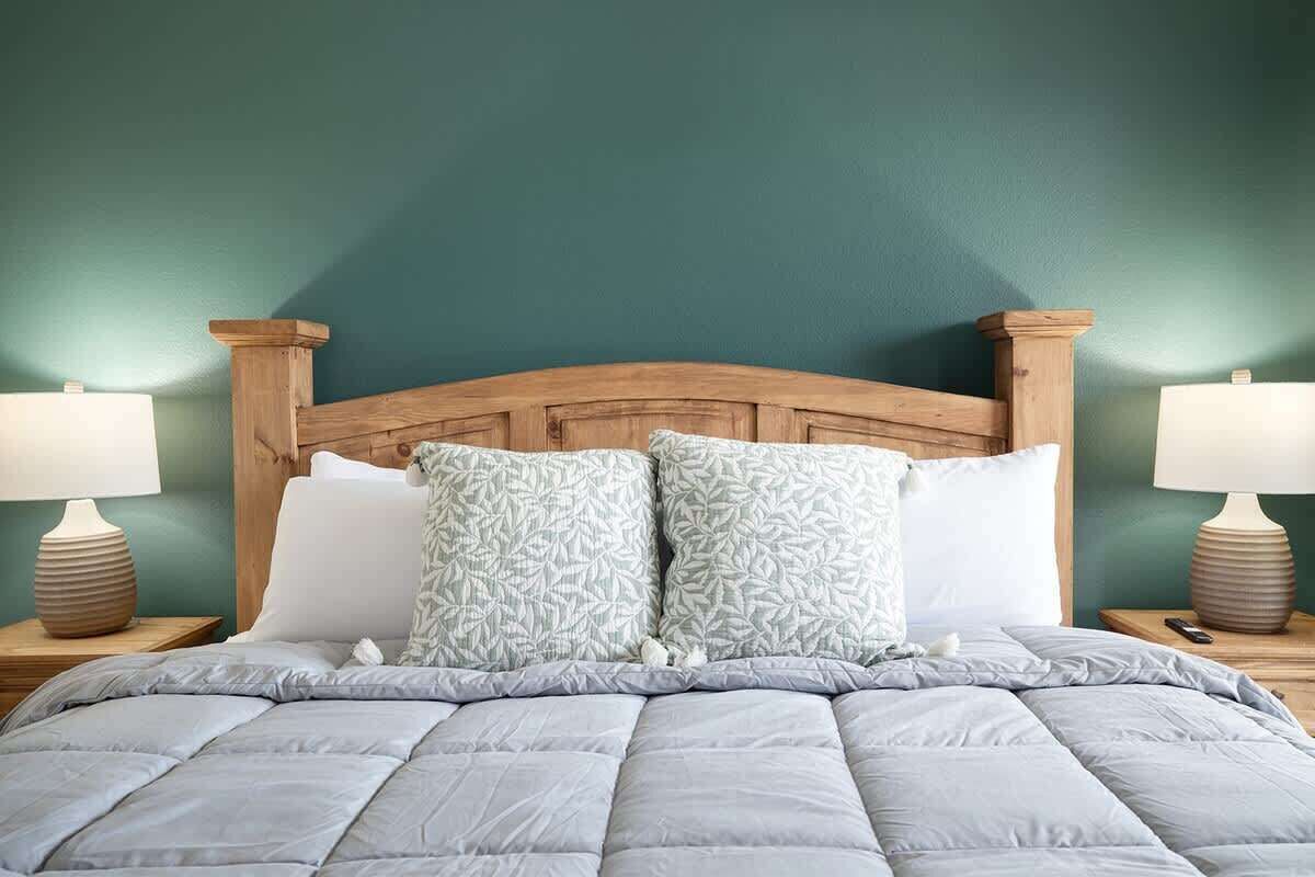 1 bedroom, travel crib, WiFi, bed sheets