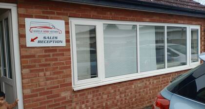 Double room in a Bungalow next to the new Sawtry Services