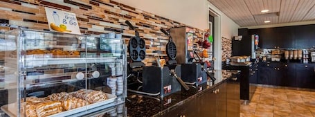 Desayuno buffet incluido todos los días