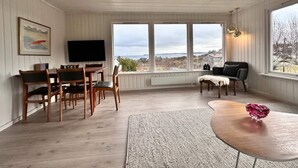 House | Interior - 5 Person Holiday Home in Klokkarvik (Oygarden)