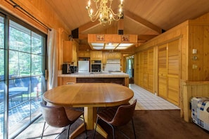 Cabin, Multiple Beds, Patio, Mountain View (Glen Lake Cabin in the Woods) | Dining