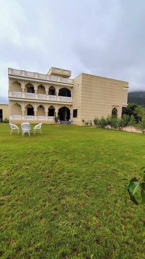 Building design - Braham Niwas Resort (Pushkar)