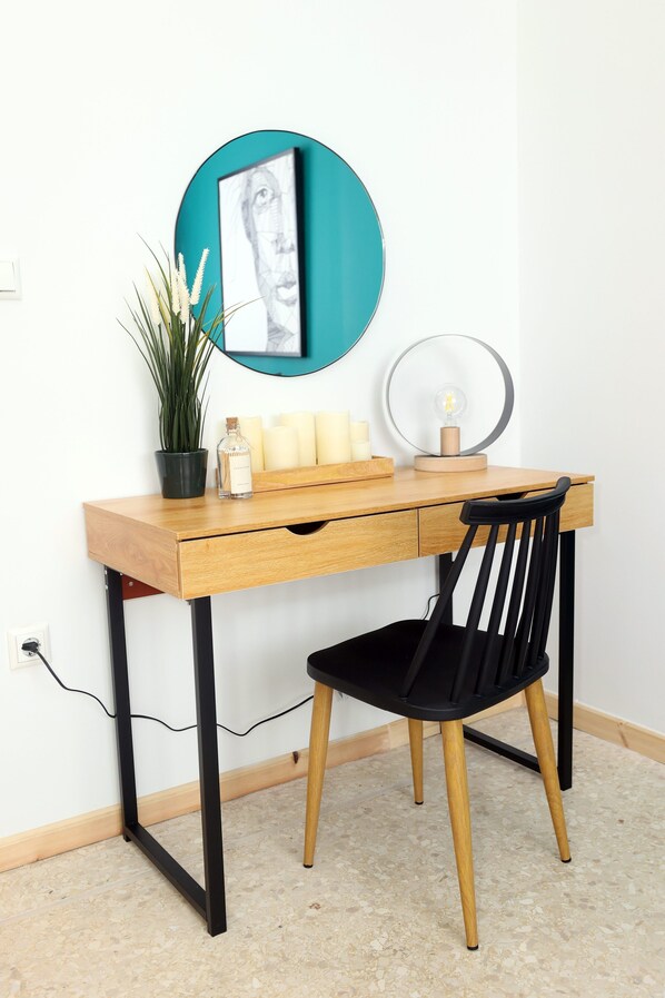 Superior Studio | Laptop workspace, blackout curtains, iron/ironing board, free WiFi