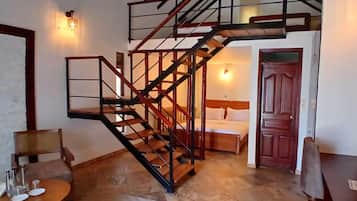 Familienvilla, Balkon | Wohnbereich