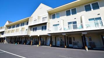 Townhome, 3 Bedrooms | Exterior