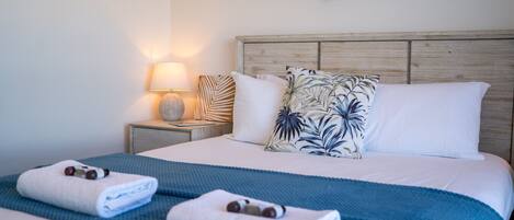 2 bedrooms, iron/ironing board, travel cot, WiFi