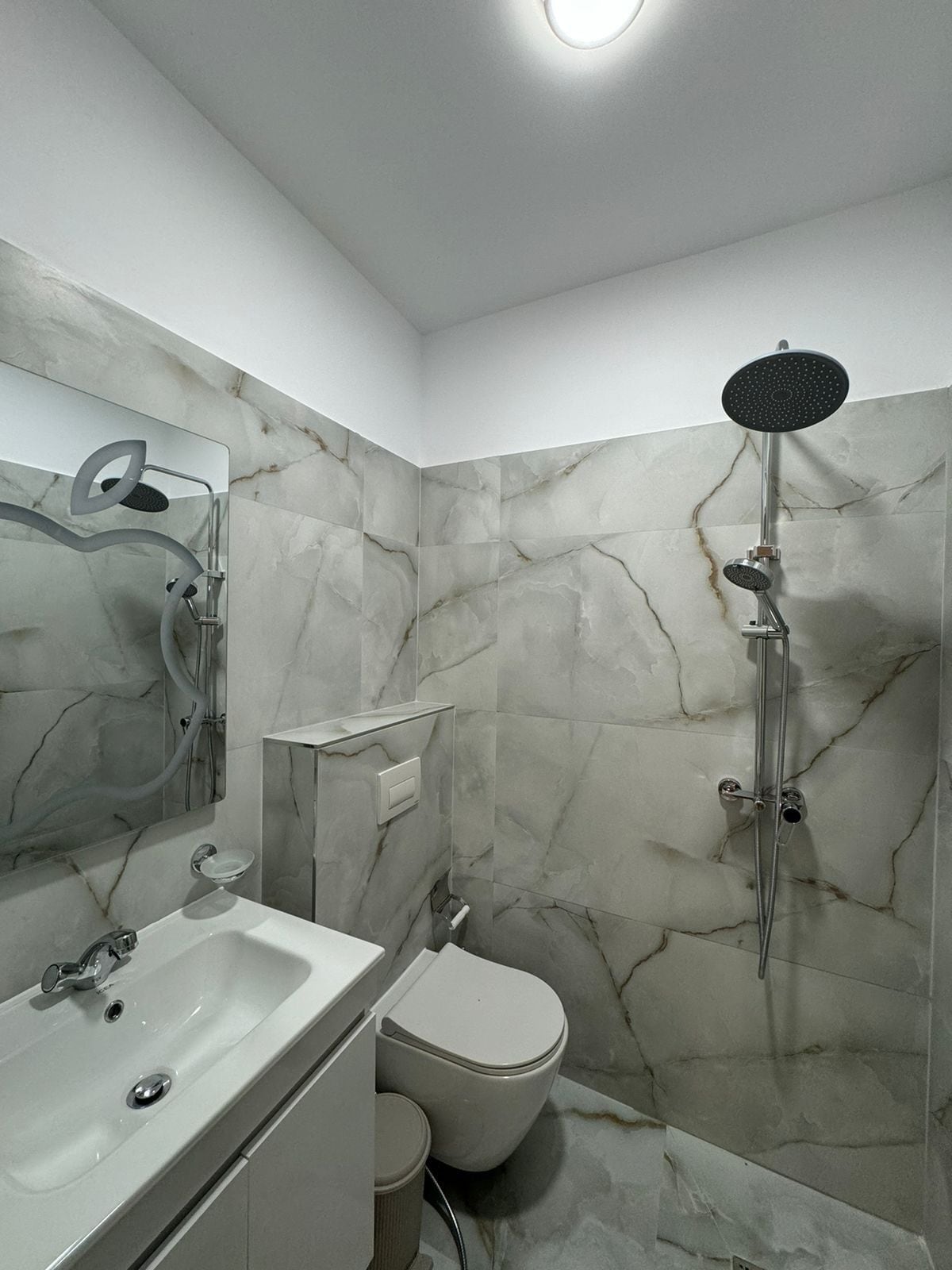 Photo - The White Troy