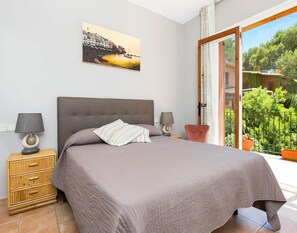 Villa | 3 bedrooms, iron/ironing board - Villa in Spain Near Sandy Beach & Mountain Views (Palafrugell)