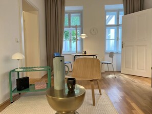 Apartment, 1 Bedroom | Living area