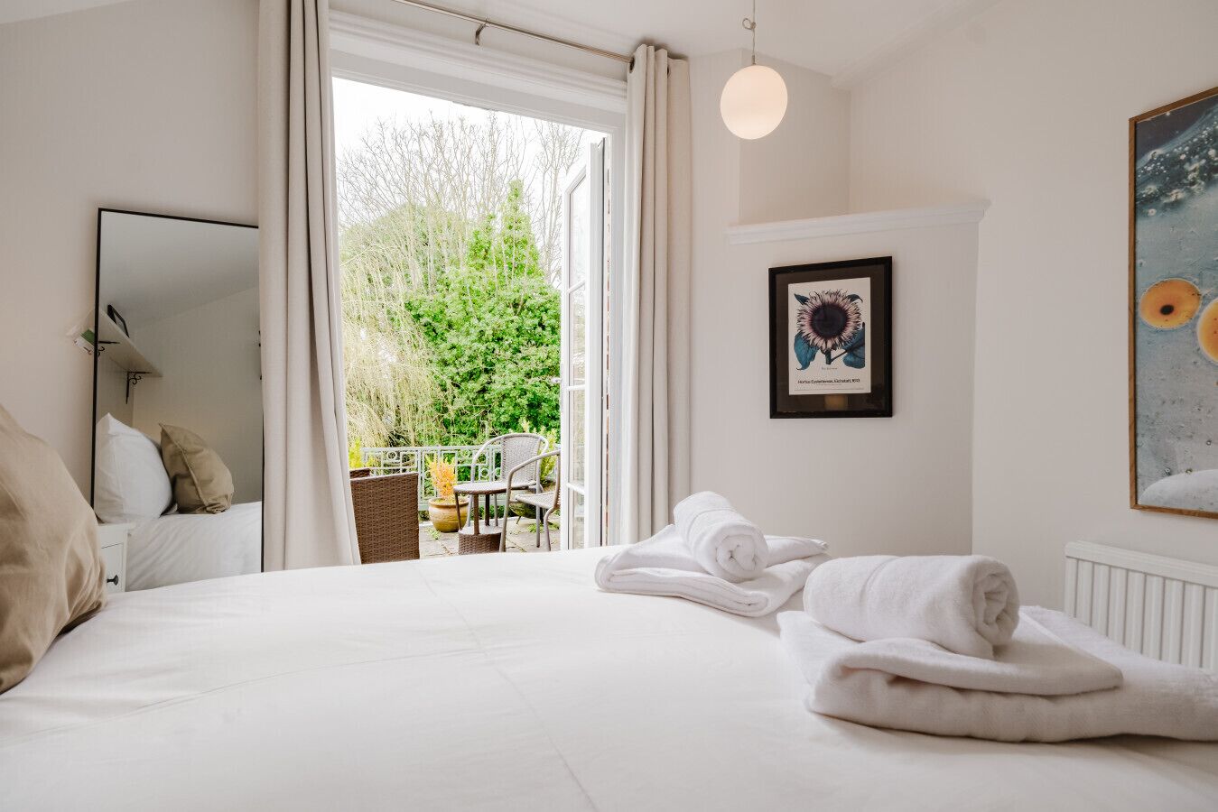 3 dormitorios, escritorio, tabla de planchar con plancha y wifi gratis