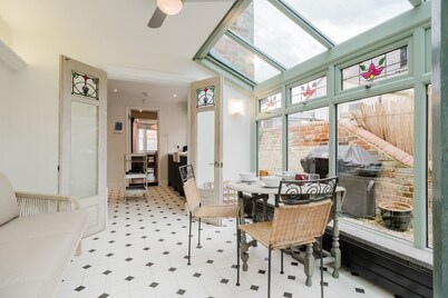 Stunning 3 Bedroom Oxford Retreat