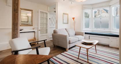 Stunning 3 Bedroom Oxford Retreat