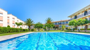 Unclassified image, 3 of 39, button - Apartment in Spain Near Sandy Beach (Palafrugell)
