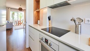 Unclassified image, 2 of 39, button - Apartment in Spain Near Sandy Beach (Palafrugell)