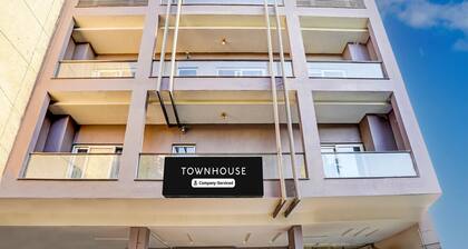 Elegant Stays at Pitampura Delhi