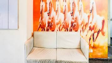House | Reception