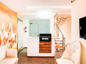 House | Reception