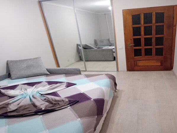 Apartment, 2 Bedrooms, Smoking | 2 bedrooms - Peaceful Chișinău Retreat With Central Heating & Private Entrance (Chisinau)