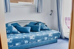 3 bedrooms, Internet