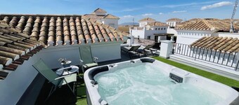 La Torre Golf 3-bed Villa- Pool, Hot Tub & Terrace