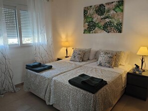 3 bedrooms, free WiFi, bed sheets