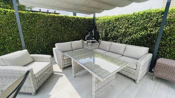 Villa | Terrace/patio