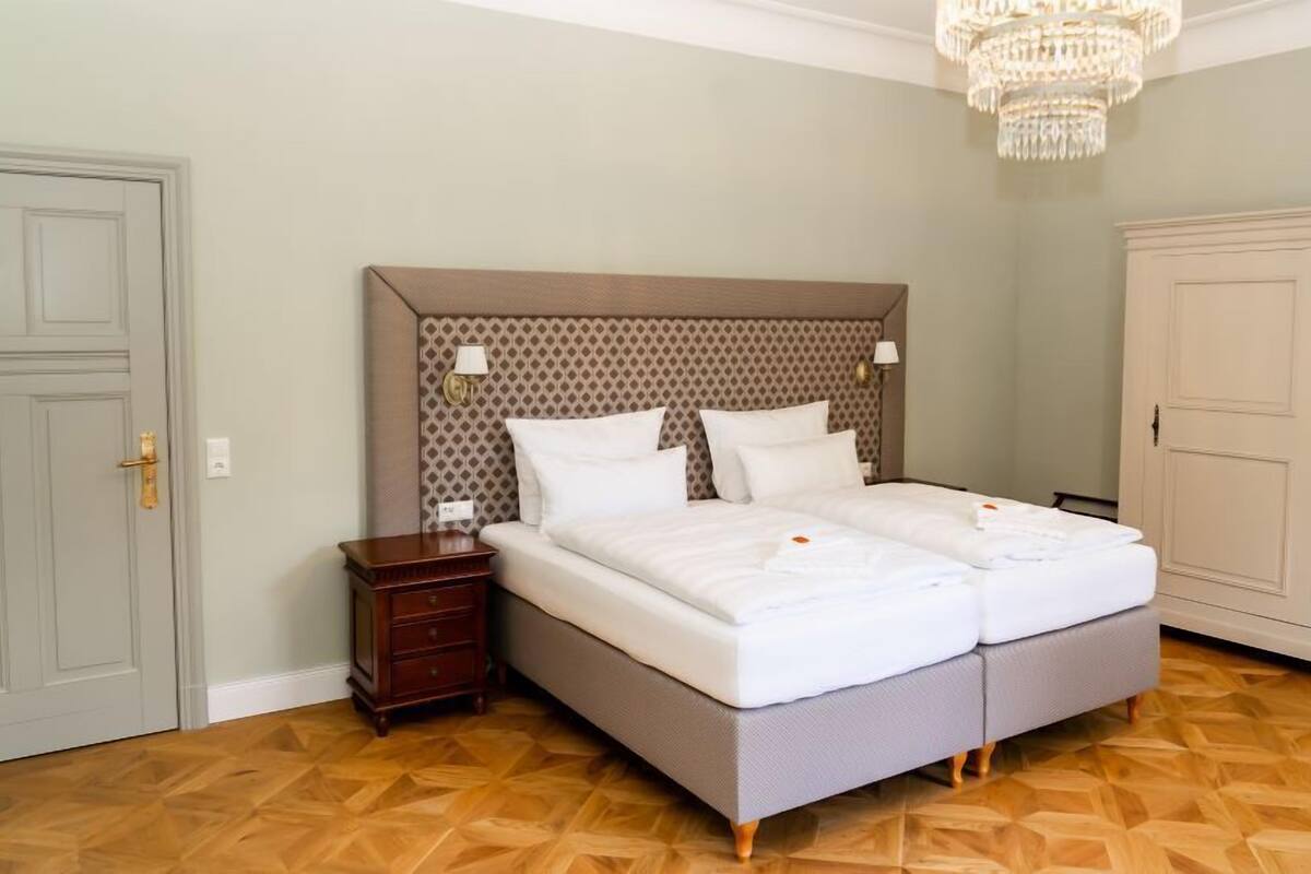 Deluxe Double Room, Garden View | Hypo-allergenic bedding, cots/infant beds, rollaway beds, free WiFi