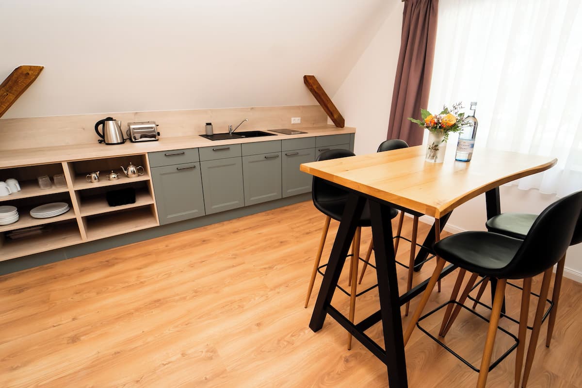 Comfort Condo, Garden View | Hypo-allergenic bedding, cots/infant beds, rollaway beds, free WiFi