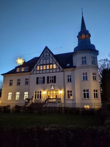 Schloss Sigrön Superior Camping & Hotel