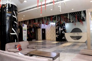 Living area - Hotel Mukund palace (Mathura)