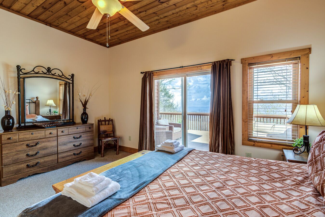 5 bedrooms, WiFi