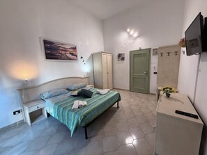 5 habitaciones, wifi y ropa de cama 