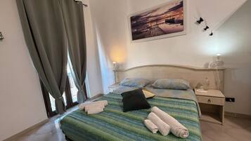 5 camere, Wi-Fi, lenzuola