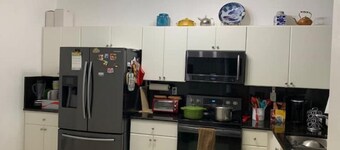 A comfortable House in Kendall