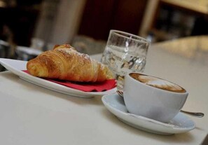 Free daily full breakfast