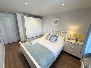 2 sovrum, strykjärn/strykbräda, gratis wi-fi och sängkläder