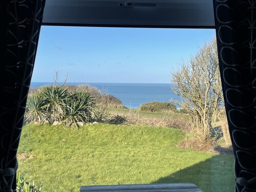 1 The Links - amazing views St Ives Bay