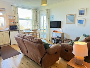 Smart TV, DVD player, books