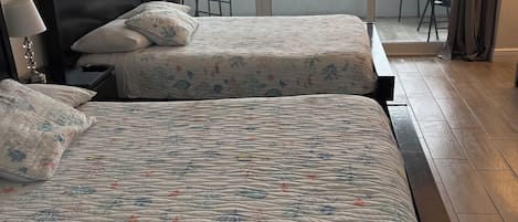 1 bedroom, iron/ironing board, WiFi, bed sheets