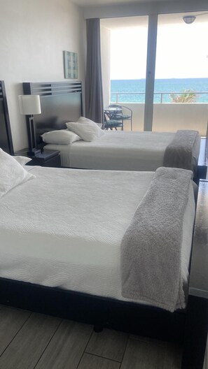 1 chambre, fer et planche à repasser, Wi-Fi, literie fournie