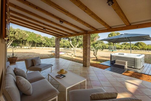 Holiday Home in Pjescana Uvala Near Beach