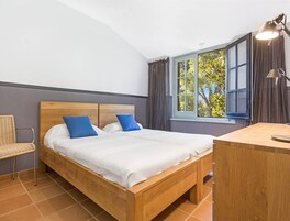 Villa | 5 dormitorios y tabla de planchar con plancha