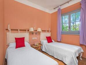 Villa | 5 bedrooms, iron/ironing board - Villa in Llafranc Near Sea Beach (Palafrugell)