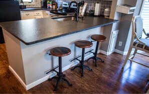 Fridge, microwave, oven, stovetop - Ouachita Weekender 2BR/2BA Condo, Mountain Harbor Resort on Lake Ouachita (Mount Ida)