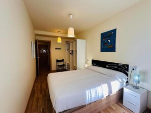 2 dormitorios y ropa de cama