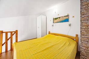 Apartment | 1 Schlafzimmer, individuell eingerichtet